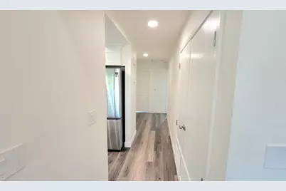 67 Silcreek Dr Silcreek Drive, San Jose, CA 95116 - Photo 23