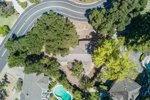 11980 Brookglen Dr, Saratoga, CA 95070 - Photo 19