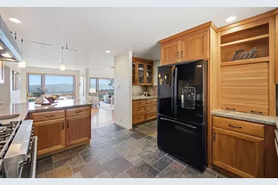 18788 Favre Ridge Rd, Los Gatos, CA 95033 - Photo 15