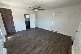 1040 Central Ave, Hollister, CA 95023 - Photo 11
