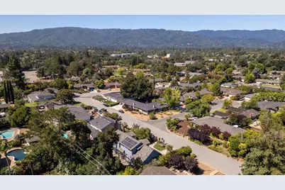 13698 Manteca Way, Saratoga, CA 95070 - Photo 61