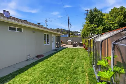510 Sterling View Ave, Belmont, CA 94002 - Photo 25