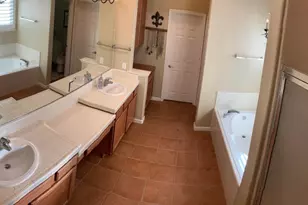 4037 Steamboat Cove Ln, Stockton, CA 95219 - Photo 9