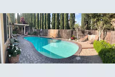 4037 Steamboat Cove Ln, Stockton, CA 95219 - Photo 11