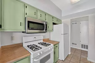 2402 N Main St A, Salinas, CA 93906 - Photo 9