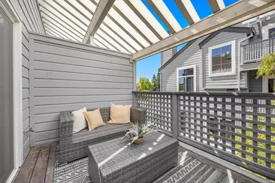 473 Cork Harbour Cir F, Redwood City, CA 94065 - Photo 3