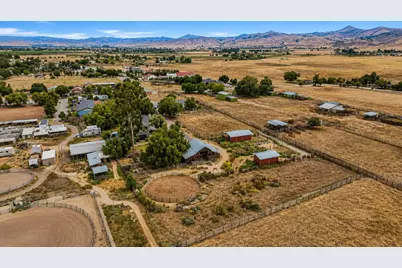 433 Mansfield Rd, Hollister, CA 95023 - Photo 47