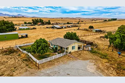 433 Mansfield Rd, Hollister, CA 95023 - Photo 23