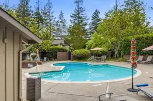 632 Sand Hill Cir, Menlo Park, CA 94025 - Photo 35
