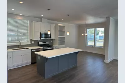 11401 Topanga Canyon Blvd 117, Chatsworth, CA 91311 - Photo 5