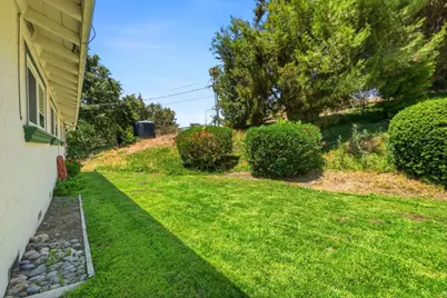 14160 Lesley Ln, San Martin, CA 95046 - Photo 9