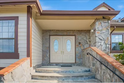 27220 Carrington Cir, Los Altos, CA 94022 - Photo 7