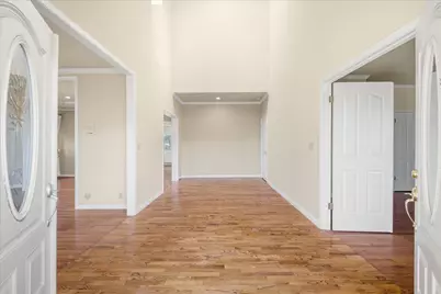 27220 Carrington Cir, Los Altos, CA 94022 - Photo 9