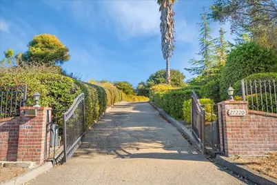 27220 Carrington Cir, Los Altos, CA 94022 - Photo 5