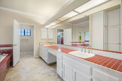 27220 Carrington Cir, Los Altos, CA 94022 - Photo 29