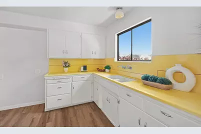 365 E Iowa Ave, Sunnyvale, CA 94086 - Photo 13