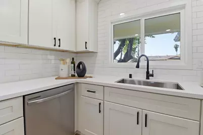 2736 Twin Oaks Ln, San Jose, CA 95127 - Photo 11