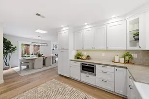 735 Coastland Dr, Palo Alto, CA 94303 - Photo 15
