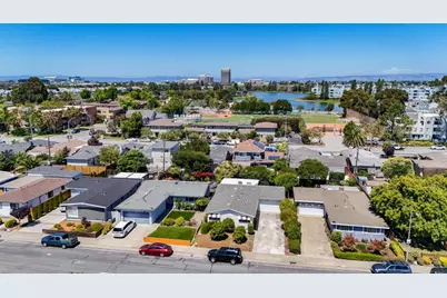 2539 Holland St, San Mateo, CA 94403 - Photo 25