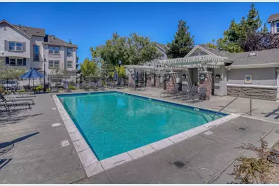 556 Molucca Ter, Sunnyvale, CA 94089 - Photo 31