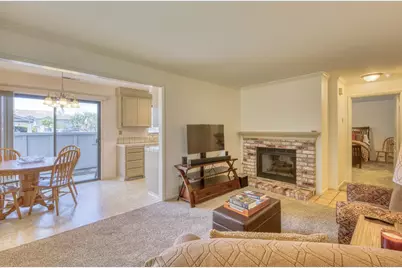1056 Padre Dr 5, Salinas, CA 93901 - Photo 7