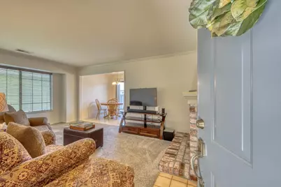 1056 Padre Dr 5, Salinas, CA 93901 - Photo 5