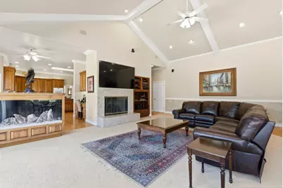 5600 Country Club Pkwy, San Jose, CA 95138 - Photo 9