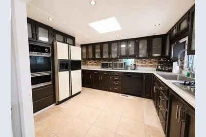 2135 Little Orchard 61, San Jose, CA 95125 - Photo 5