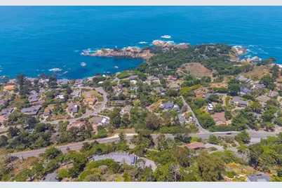 18 Yankee Point Dr, Carmel, CA 93923 - Photo 11
