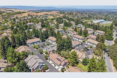 2843 Buena Knoll Ct, San Jose, CA 95121 - Photo 47