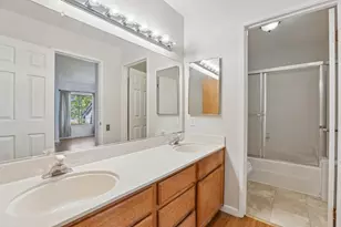 2843 Buena Knoll Ct, San Jose, CA 95121 - Photo 33