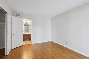 2843 Buena Knoll Ct, San Jose, CA 95121 - Photo 21