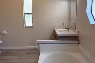 488 E Childs Ave, Merced, CA 95341 - Photo 25