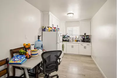 557 Hampshire Ave, Redwood City, CA 94063 - Photo 5