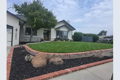 1405 S Ridgemark Dr, Hollister, CA 95023 - Photo 11