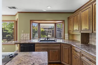 1440 Quartz Way, San Jose, CA 95118 - Photo 17