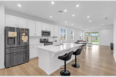 4076 Eugene Dr, Olivehurst, CA 95961 - Photo 5