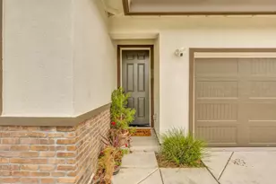4076 Eugene Dr, Olivehurst, CA 95961 - Photo 3