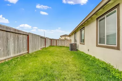4076 Eugene Dr, Olivehurst, CA 95961 - Photo 23