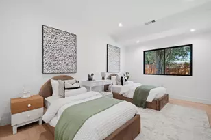 1389 Chelsea Dr, Los Altos, CA 94024 - Photo 37