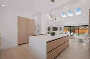 1389 Chelsea Dr, Los Altos, CA 94024 - Photo 19