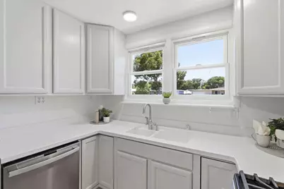 1067 Fulton Ave, Sunnyvale, CA 94089 - Photo 13