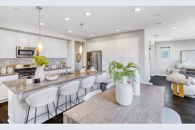 1071 Dewberry Pl 102, San Jose, CA 95131 - Photo 5