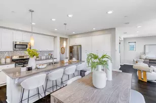 1071 Dewberry Pl 102, San Jose, CA 95131 - Photo 5