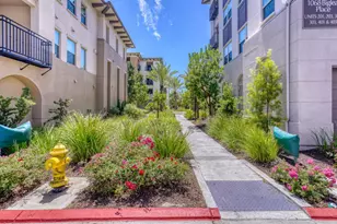 1071 Dewberry Pl 102, San Jose, CA 95131 - Photo 33