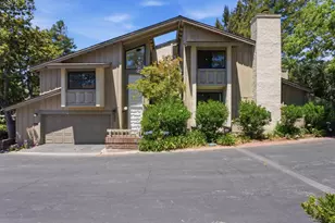 596 Sand Hill Cir, Menlo Park, CA 94025 - Photo 3