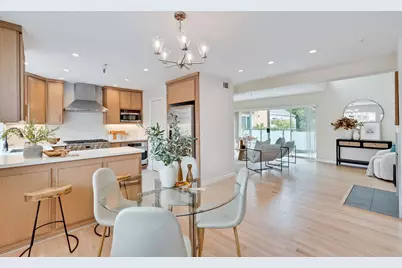 363 N Rengstorff Ave 4, Mountain View, CA 94043 - Photo 1
