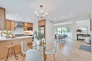 363 N Rengstorff Ave 4, Mountain View, CA 94043 - Photo 1