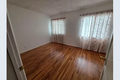 3121 N Los Coyotes Diagonal, Long Beach, CA 90808 - Photo 3