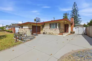 3121 N Los Coyotes Diagonal, Long Beach, CA 90808 - Photo 5